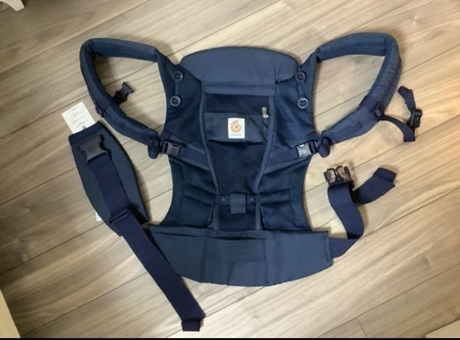 【美品・国内正規品】エルゴベビー adapt 抱っこ紐　メッシュ