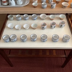 1つ100円！食器バラ売り！の画像