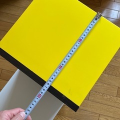 オシャレなIKEAテーブルの画像