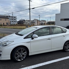 プリウス30 S Led エディション　ハイブリットバッテリー交換 ずみの画像