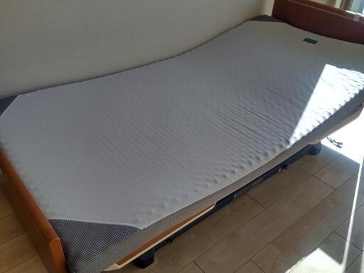 スヤラ 西川 シングル SUYARA マットレス 丸巻き すやすや ラクラ 敷布団 敷き布団 丸巻き 97×200×9cm 健康寝具 健康敷き布団 点で支える 腰痛 体圧分散 快眠 硬め