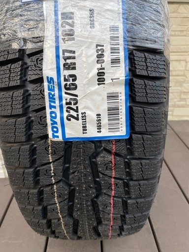 【新品未使用】スタッドレス225/65R17 TOYO TIRES OBSERVE GSi-6 トーヨータイヤ オブザーブ 4本セット