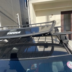THULE　ルーフラック　カーキャリア
