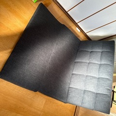 「予約済み」 ソファの画像