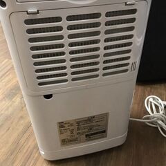 除湿機　ヤマゼン　YDC-C60　2021【ジャングルジャングルイズミヤ広陵店】の画像