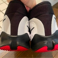 状態良好*NIKE ナイキ　バスケ　バッシュ28cmの画像
