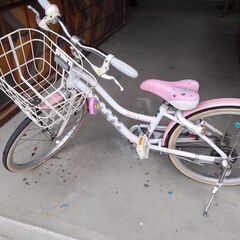 可愛い女の子の自転車