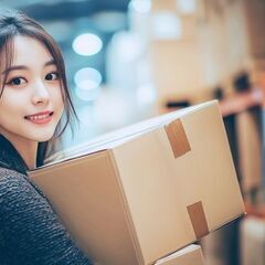 <先着8名のみ！>コスメなど免税品の梱包★日払いOK！服/ネイル...