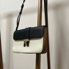 トミーヒルフィガー  TOMMY HILFIG　ショルダーバッグ の画像