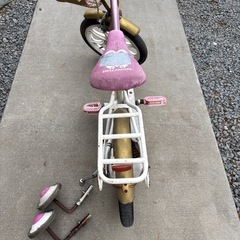 【値下げ】幼児用補助輪付き自転車の画像