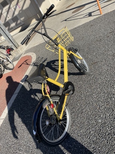 イエロー シティサイクル 前面バスケット付き
