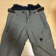 AIR TO GROUND ASEVEN スノボーウェアの画像