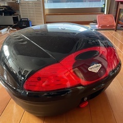 バイク　リアボックス【お値下げしました】