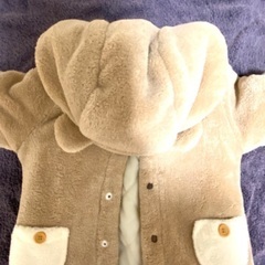 西松屋ダウン　ジャケット　上着　赤ちゃん　くまさん　クマ　おしゃれ　真冬の画像