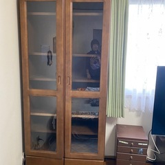 食器棚、本棚