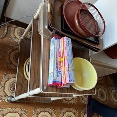 【お取引中】キャスター付き　台