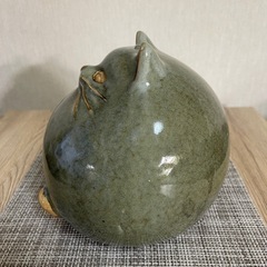 まん丸猫の置物 陶器他2点の画像
