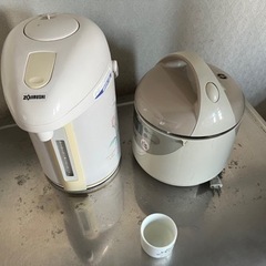 【商談中】炊飯器とエアーポットの画像
