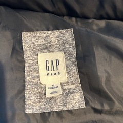 【あげます】GAP中綿ベスト　サイズ150の画像