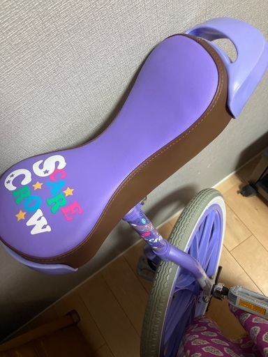 新品未使用一輪車　20インチ