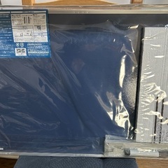 引越し片付け中　ホワイトボード　ペン　ペントレーの画像