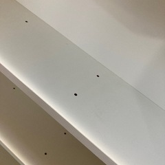 押し入れに入れられる漫画ラックの画像