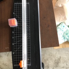 ペーパーカッター（替刃1個付）の画像