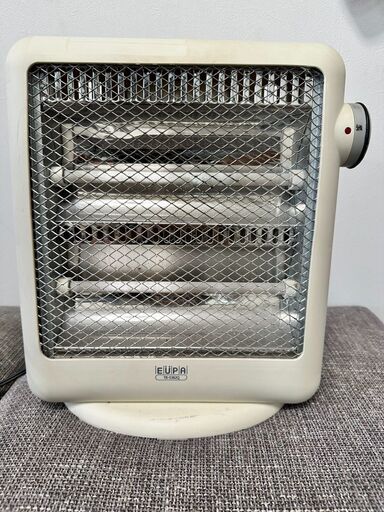 暖かい✨電気ストーブ　ヒーター　(2/2)