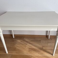 ホワイト　テーブル・机　幅110㎝の画像
