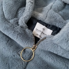 美品＊くすみブルーのふわふわパーカーの画像