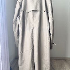 Christian Dior ベージュ トレンチコートの画像
