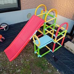 すべり台付きジャングルジム（決定）の画像