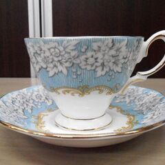 ロイヤルアルバート カップ＆ソーサー 1客 エンチャントメント イギリス製 ROYAL ALBERT Enchantment ボーンチャイナ 苫小牧西店の画像