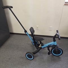 手押し三輪車の画像