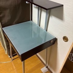 取引先決まりました！　パソコンデスクの画像