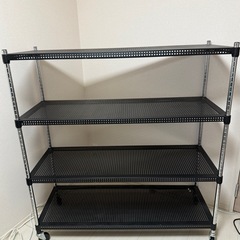 アイリスオーヤマ　パンチング棚板メタルラック　黒