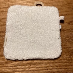 赤ちゃん　衛生用品&おもちゃ2点の画像