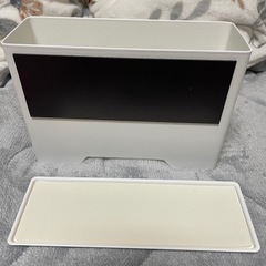 山崎実業　マグネット式　マスクケース　ホワイト　美品の画像