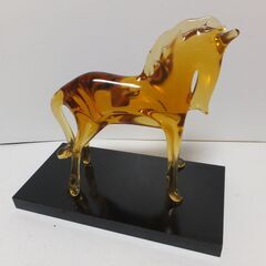 馬の置物 手造り 上越クリスタル硝子 クラタクラフトグラス 美品 他の干支の置物もあります。の画像