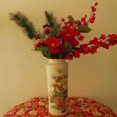 孔雀、牡丹、菊、豪華絢爛花瓶。