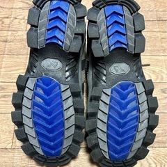 トレッキングシューズ23.5cm美品の画像