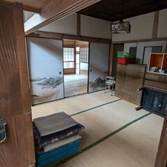 🏠初期費用無料⭐ 家賃2.2万円！　DIY可能 当月末まで家賃無料 ★【ペット可】 格安！美祢市於福町上戸建てペット可 複数入居可 賃貸物件 事務所利用可能 初期費用0円 − 山口県
