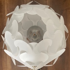 IKEA Fillsta 天井照明 廃盤品 電球付
の画像