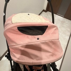Combiコンビ　ベビーカー　の画像