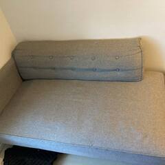 二人掛けソファの画像