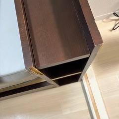 クイーンベッドフレーム　収納付 人気IKEA ハマルヴィーク マットレス付　おまけで低反発マットレス差し上げます。