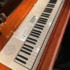 CASIOキーボード、電子ピアノの画像