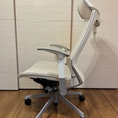 バロン エクストラハイバック 可動ヘッド可動肘 座メッシュ ホワイト（CP81MW FEH3）の画像
