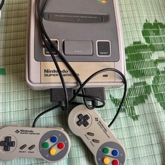 スーパーファミコン本体とスーパーボンバーマンカセット