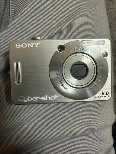 最終値下げ デジカメ  DSC-W50+バッテリー3つ